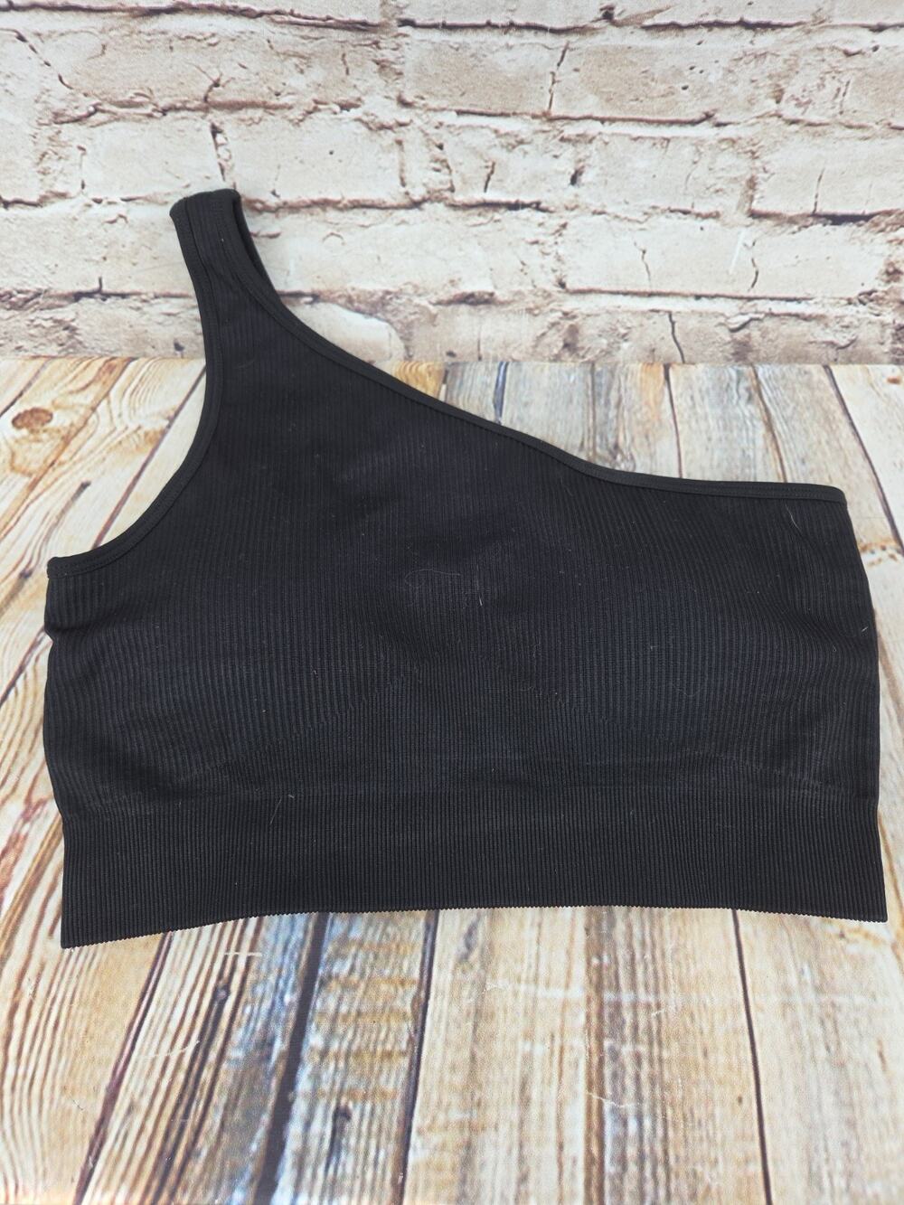 NEW OQQ Women's Ribbed Black One-Shoulder Sports Bra Size Large